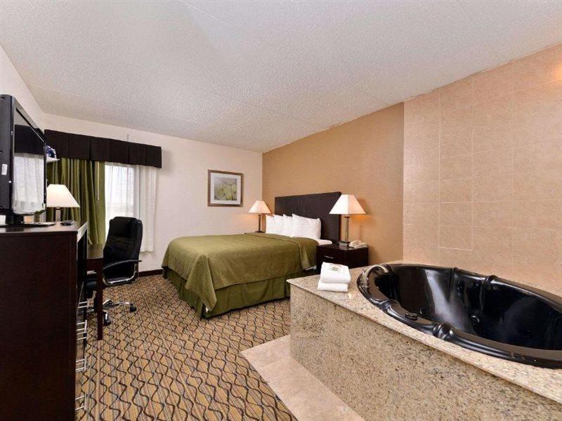 Quality Inn & Suites Matteson Near I-57 Exterior foto